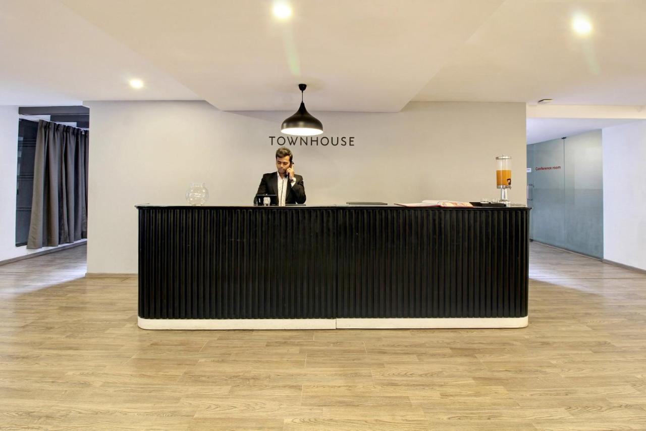 Oyo Townhouse 9 Hitech City Hajdarábád Exteriér fotografie